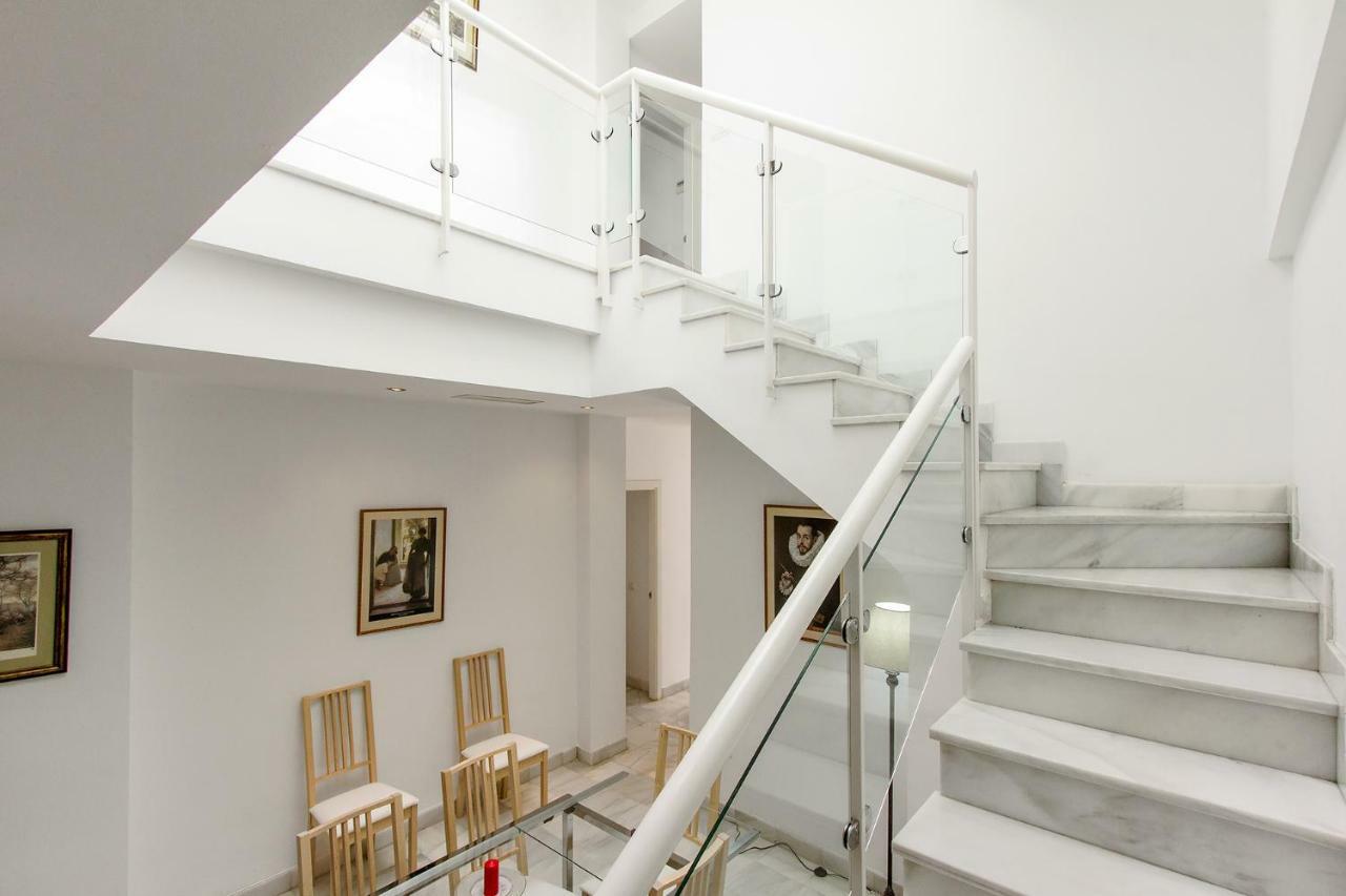 Veoapartment Pedro Miguel Севиля Екстериор снимка