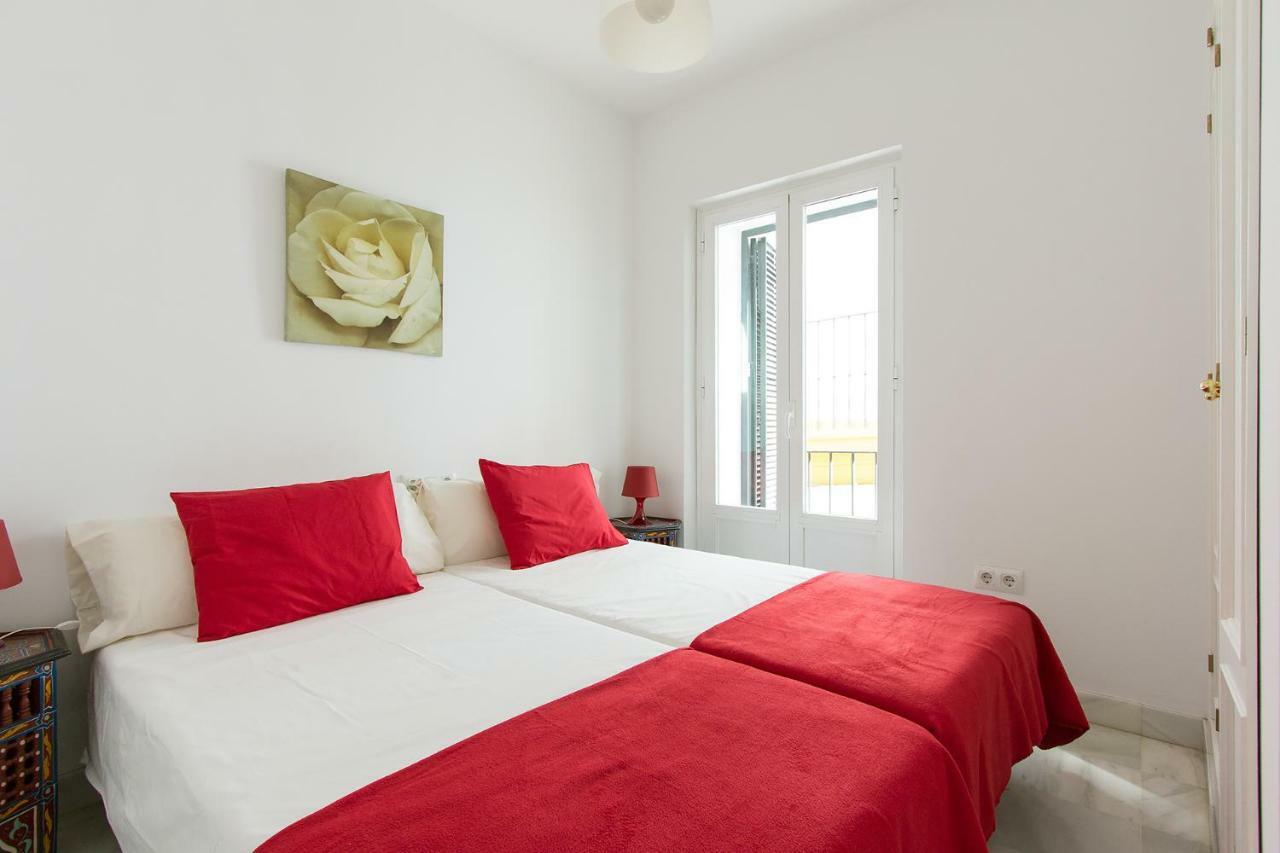 Veoapartment Pedro Miguel Севиля Екстериор снимка