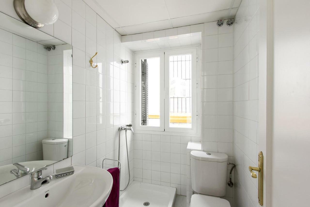 Veoapartment Pedro Miguel Севиля Екстериор снимка
