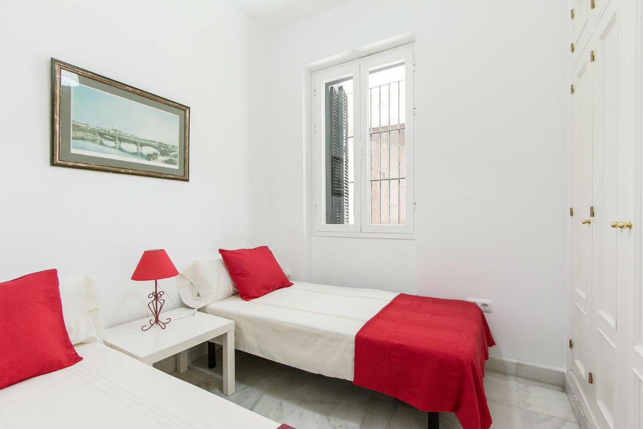Veoapartment Pedro Miguel Севиля Екстериор снимка