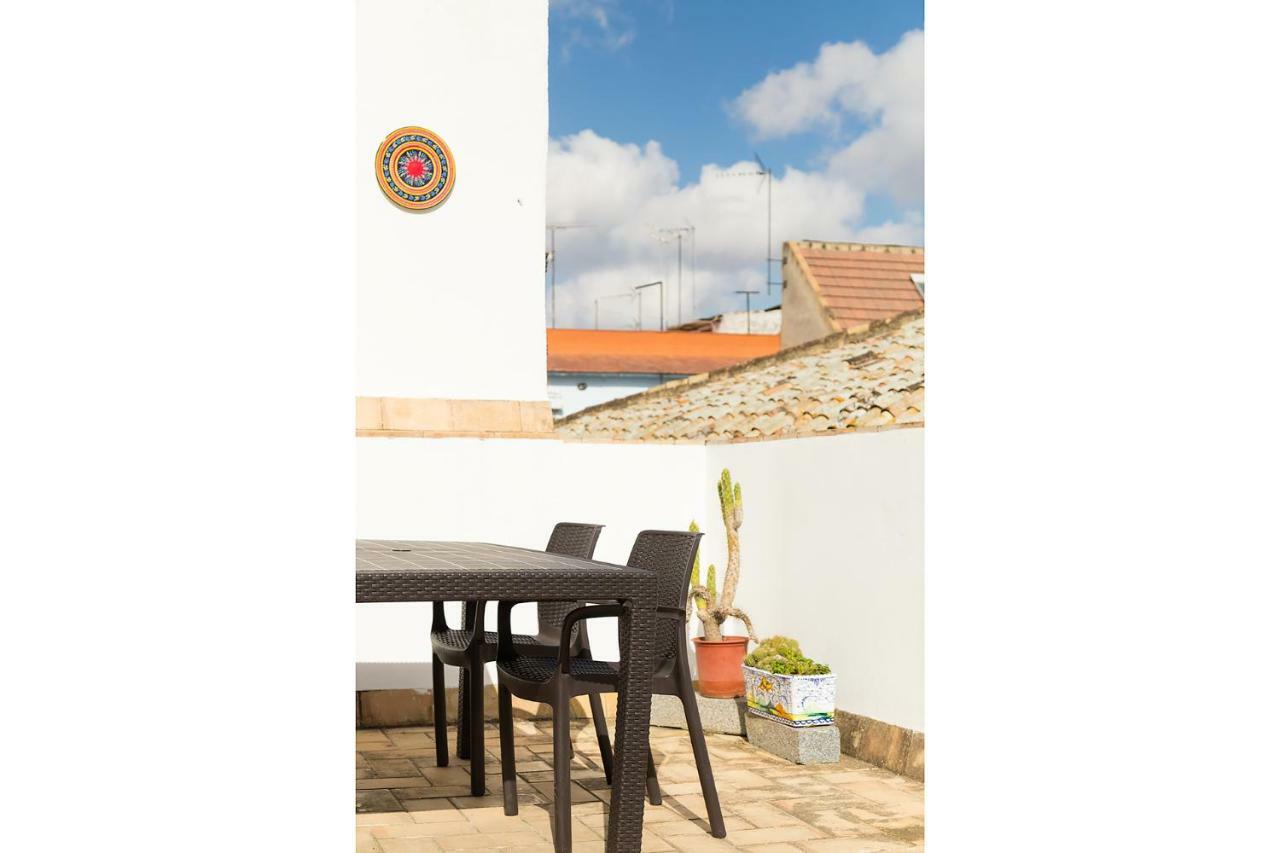 Veoapartment Pedro Miguel Севиля Екстериор снимка